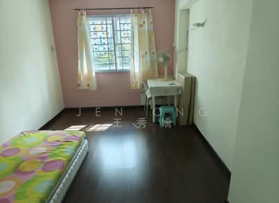 For Rent - 142 Rivervale Crescent