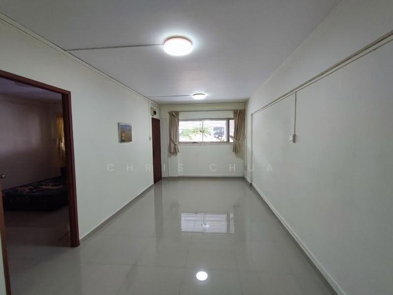 208 Bukit Batok Street 21, 208 Bukit Batok Street 21, Dairy Farm / Bukit Panjang / Choa Chu Kang, 2 Bedrooms, 785 sqft, HDB Flat For Rent, by Chris Chua, 19130233 - Corridor - PropertyGuru.com.sg