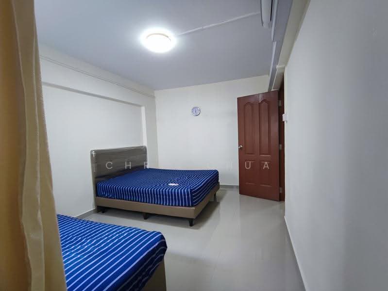 208 Bukit Batok Street 21, 208 Bukit Batok Street 21, Dairy Farm / Bukit Panjang / Choa Chu Kang, 2 Bedrooms, 785 sqft, HDB Flat For Rent, by Chris Chua, 19130233 - Bedroom - PropertyGuru.com.sg