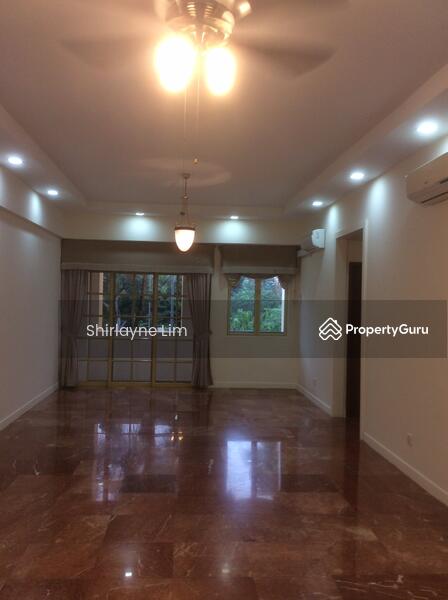 Living and Dining Area