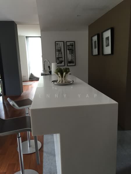 Balmoral Crest, 1 Balmoral Crescent, 2 Bedrooms, 1,098 sqft, Apartment For Rent, by Penny Yap, 19135877 - PropertyGuru.com.sg
