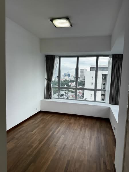Regency Suites, 36 Kim Tian Road, 3 Bedrooms, 1,421 sqft, Apartment For Rent, by Yeo Wee Guan Clarence, 19136594 - PropertyGuru.com.sg
