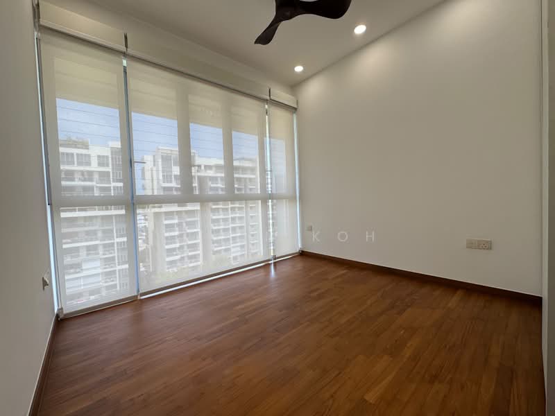 24 Bedok North Drive photo 2