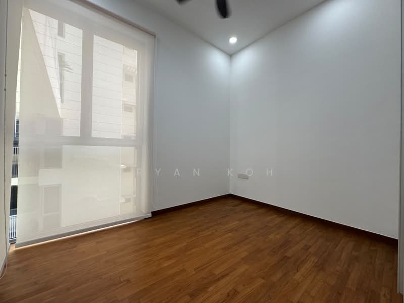 24 Bedok North Drive photo 4