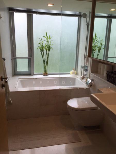 Master Bedroom Toilet