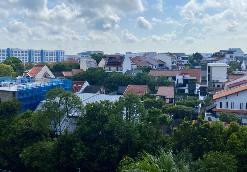 For Sale - Tanamera Crest