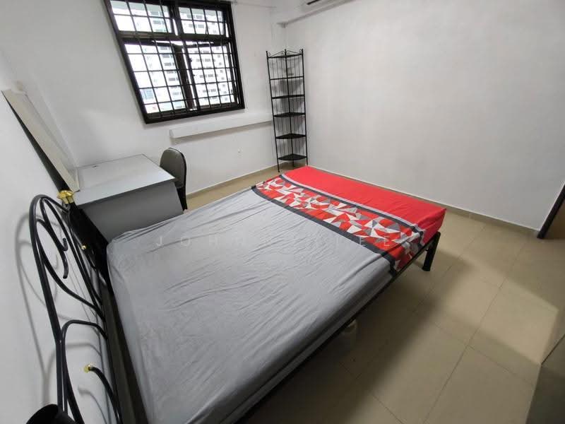 37 Jalan Rumah Tinggi, 37 Jalan Rumah Tinggi, Alexandra / Commonwealth, 2 Bedrooms, 690 sqft, HDB Flat For Rent, by Johnny Lee, 19154549 - Bedroom - PropertyGuru.com.sg