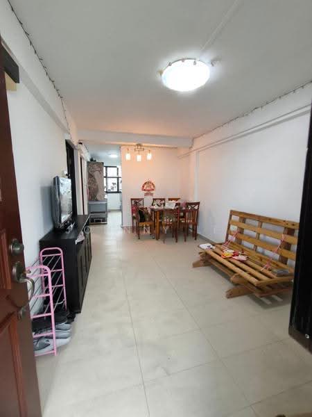 37 Jalan Rumah Tinggi, 37 Jalan Rumah Tinggi, Alexandra / Commonwealth, 2 Bedrooms, 690 sqft, HDB Flat For Rent, by Johnny Lee, 19154549 - Living Room - PropertyGuru.com.sg