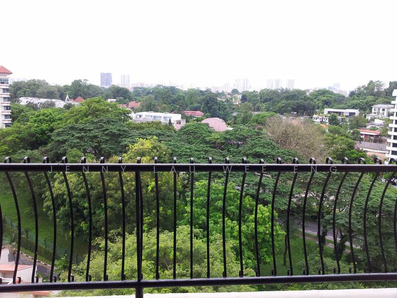 Sommerville Park, 73 Farrer Drive, 3 Bedrooms, 1,948 sqft, Condominium For Rent, by Jenny Lau Wee Eng, 19157294 - View from balcony - PropertyGuru.com.sg