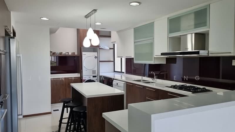 Sommerville Park, 73 Farrer Drive, 3 Bedrooms, 1,948 sqft, Condominium For Rent, by Jenny Lau Wee Eng, 19157294 - Kitchen  - PropertyGuru.com.sg