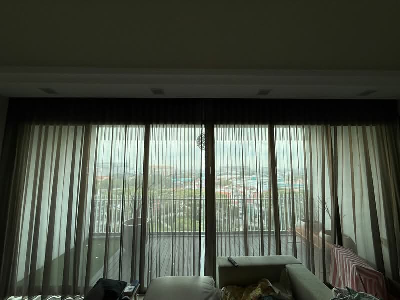 For Rent - Hundred Trees