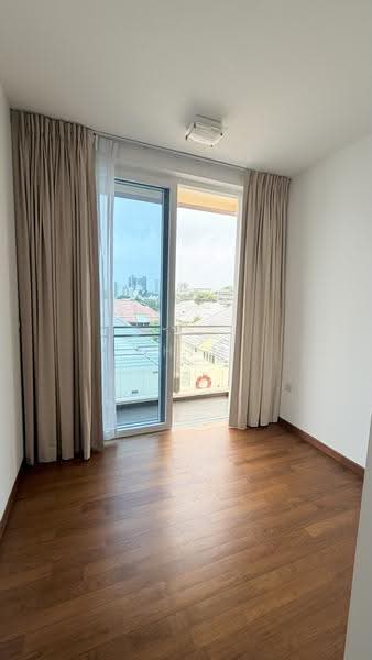 Novena Regency, 275 Thomson Road, Newton / Novena, 3 Bedrooms, 947 sqft, Apartment For Rent, by Khim Ker, 19171034 - Balcony - PropertyGuru.com.sg