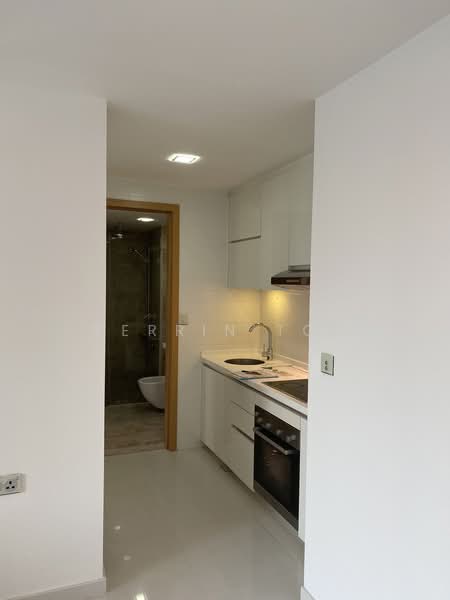 One Shenton, 1 Shenton Way, 1 Bedroom, 581 sqft, Condominium For Rent, by Kerrin Toh, 19184829 - PropertyGuru.com.sg