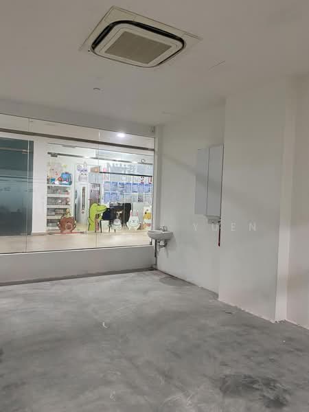 Novena Regency, 275 Thomson Road, 280 sqft, Shop / Shophouse For Rent, by Ho Kwai Yuen, 19206176 - CommercialGuru.com.sg