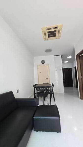 Parc Rosewood, Rosewood Drive, Admiralty / Woodlands, 2 Bedrooms, 591 sqft, Condominium For Rent, by Heng Heng, 19207362 - Living Room - PropertyGuru.com.sg