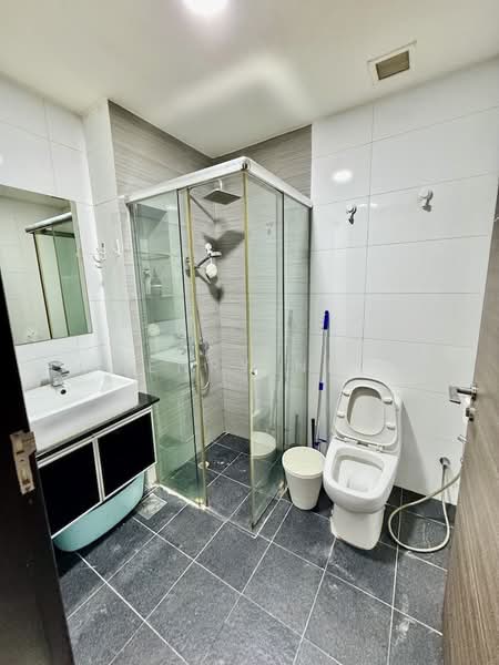 Viva Vista Condominium For Sale at S$ 780,000 | PropertyGuru Singapore