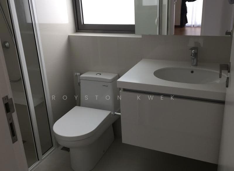 Sky Habitat, 7 Bishan Street 15, Ang Mo Kio / Bishan / Thomson, 3 Bedrooms, 1,248 sqft, Condominium For Rent, by Royston Kwek, 19209288 - Bathroom - PropertyGuru.com.sg