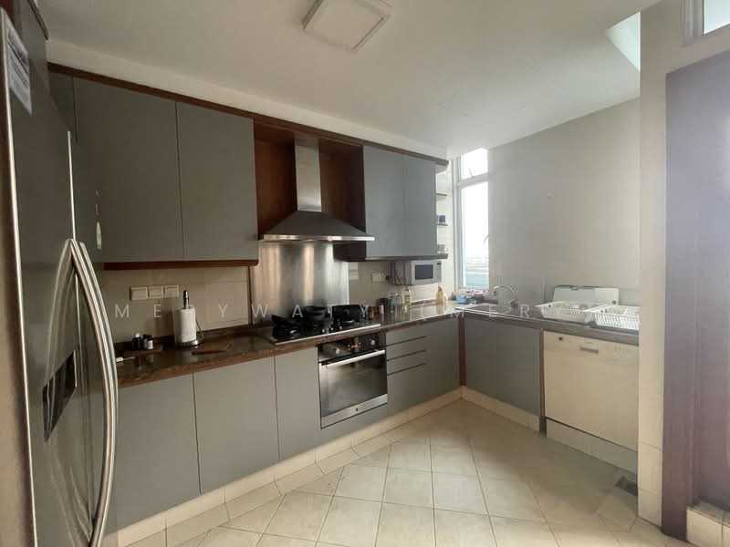 Balmoral Residences, 12 Balmoral Crescent, 3 Bedrooms, 2,379 sqft, Condominium For Rent, by Merywaty (Mery), 19211469 - PropertyGuru.com.sg