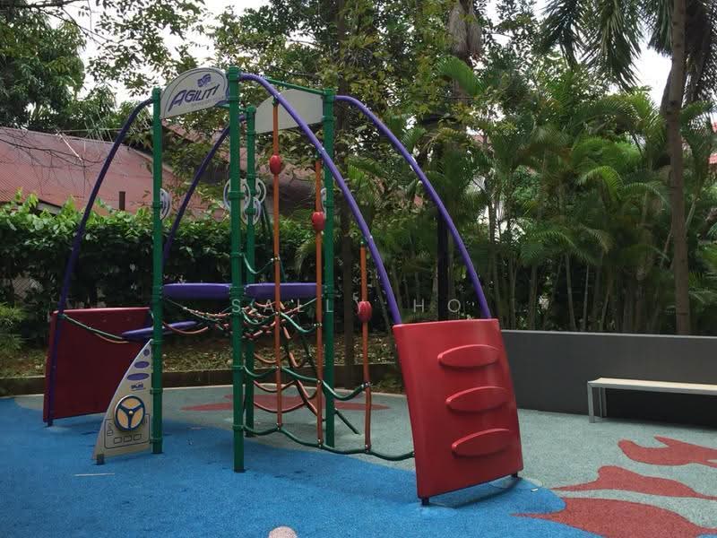 Grosvenor View, 3 Lengkong Empat, Eunos / Geylang / Paya Lebar, 3 Bedrooms, 1,249 sqft, Condominium For Rent, by Sally Ho, 19211919 - PropertyGuru.com.sg