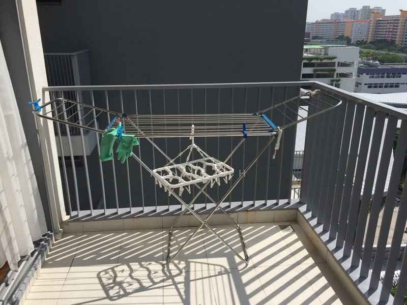 Bedok Residences, 22 Bedok North Drive, 2 Bedrooms, 883 sqft, Condominium For Rent, by TJ Boh, 19214562 - PropertyGuru.com.sg