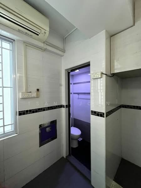 Northoaks, 20 Woodlands Cresent, 3 Bedrooms, 1,604 sqft, Condominium For Rent, by Tsang John, 19217498 - PropertyGuru.com.sg