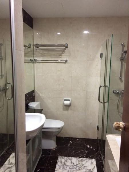 Rosewood, 1 Rosewood Drive, Admiralty / Woodlands, 3 Bedrooms, 1,173 sqft, Condominium For Sale, by Emy Wong, 19233599 - Master bathroom - PropertyGuru.com.sg