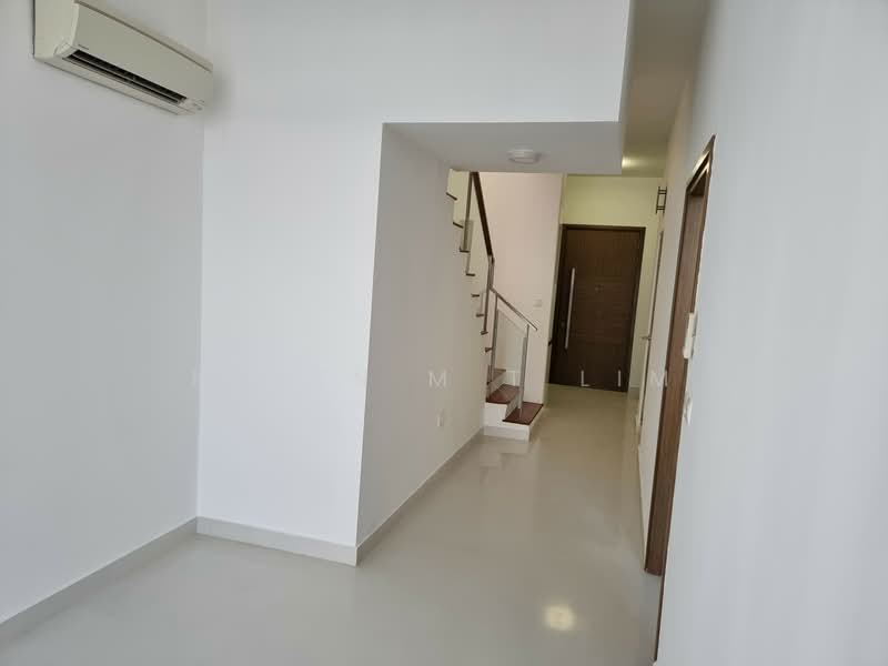 Loft @ Nathan, 31 Nathan Road, 2 Bedrooms, 1,065 sqft, Condominium For Rent, by Karen M T Lim, 19243733 - PropertyGuru.com.sg