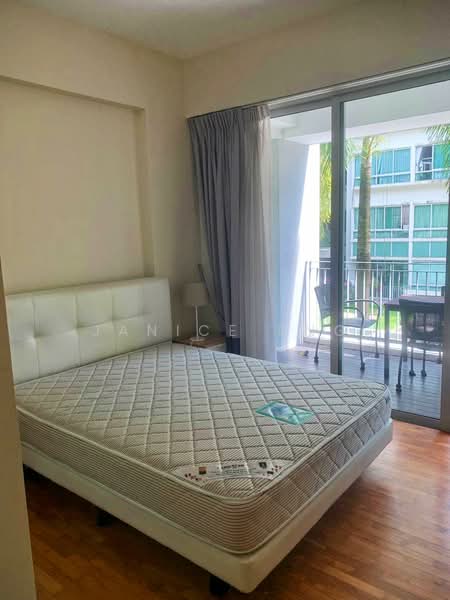 The Stellar, 18A West Coast Road, 3 Bedrooms, 1,313 sqft, Condominium For Rent, by Janice Sng, 19251535 - PropertyGuru.com.sg