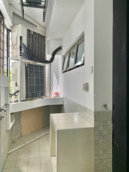 Buona Vista Gardens, 2 Zehnder Road, 3 Bedrooms, 1,281 sqft, Condominium For Rent, by Edwin Soh, 19252428 - backyard - PropertyGuru.com.sg