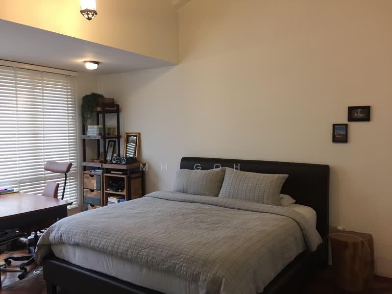 @@ Walk to BISHAN MRT & JUNCTION 8 @@ Quaint Quiet Terrace for Rent, , 3 Bedrooms, 3,000 sqft, Terraced House For Rent, by MH Goh, 19254125 - Master Bedroom - PropertyGuru.com.sg