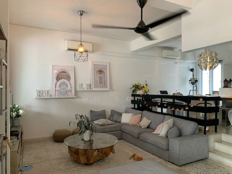 @@ Walk to BISHAN MRT & JUNCTION 8 @@ Quaint Quiet Terrace for Rent, , 3 Bedrooms, 3,000 sqft, Terraced House For Rent, by MH Goh, 19254125 - PropertyGuru.com.sg