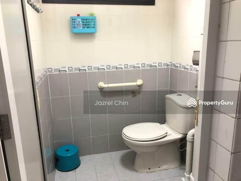 Common bathroom