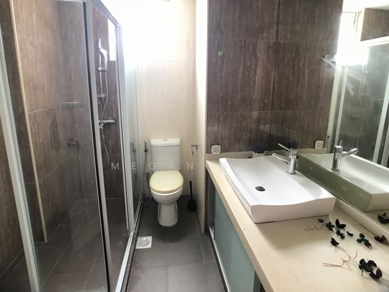Elias Green, 1 Elias Road, 3 Bedrooms, 1,528 sqft, Condominium For Rent, by Megan Goh, 19269902 - Master Bathroom - PropertyGuru.com.sg
