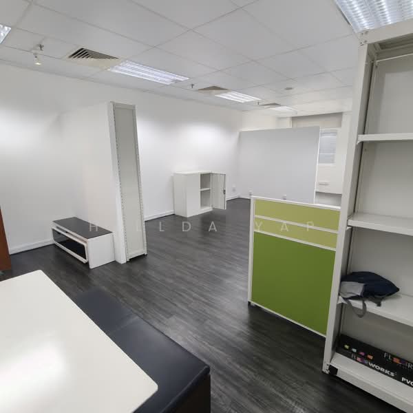 Burlington Square, 175 Bencoolen Street, 570 sqft, Office For Rent, by Hillda Yap ヒルダー, 19270451 - CommercialGuru.com.sg