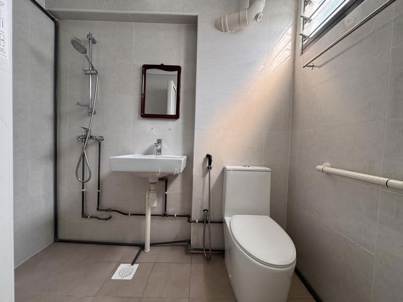 366 Yishun Ring Road, 366 Yishun Ring Road, Sembawang / Yishun, 3 Bedrooms, 1,193 sqft, HDB Flat For Rent, by Janet Fong, 19273260 - Master Bathroom - PropertyGuru.com.sg