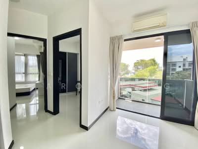 For Rent - Viva Vista