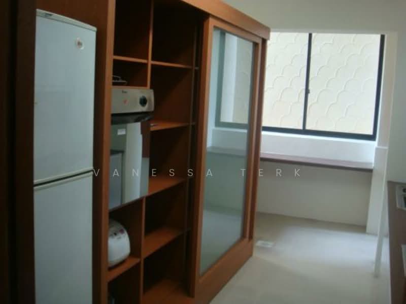 Spanish Village, 58 Farrer Road, 3 Bedrooms, 1,300 sqft, Condominium For Rent, by Vanessa Terk, 19274045 - PropertyGuru.com.sg