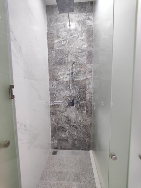 The Hillier, 6 Hillview Rise, 1 Bedroom, 614 sqft, Condominium For Rent, by Johnnie Han, 19278701 - PropertyGuru.com.sg