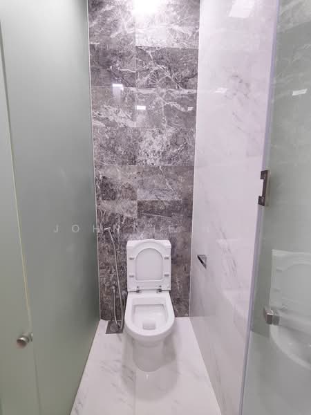 The Hillier, 6 Hillview Rise, 1 Bedroom, 614 sqft, Condominium For Rent, by Johnnie Han, 19278701 - PropertyGuru.com.sg