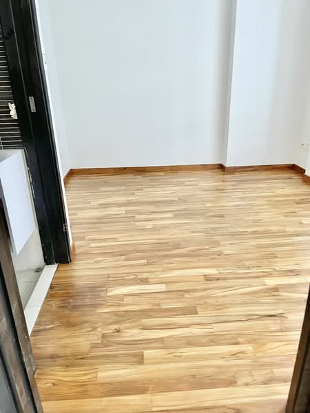 Robertson Edge, 18 Tong Watt Road, 1 Bedroom, 400 sqft, Apartment For Rent, by Esther Low, 19280335 - PropertyGuru.com.sg