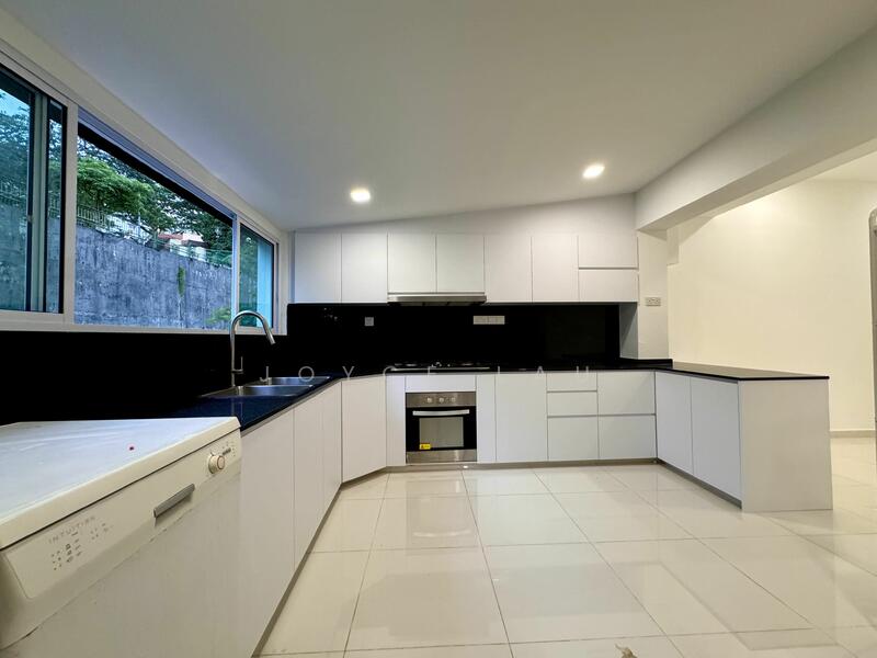 Greenwood Ave, Greenwood Avenue, 5 Bedrooms, 2,900 sqft, Semi-Detached House For Rent, by Joyce Lau, 19284080 - PropertyGuru.com.sg