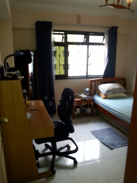Bedroom with single bed and study desk