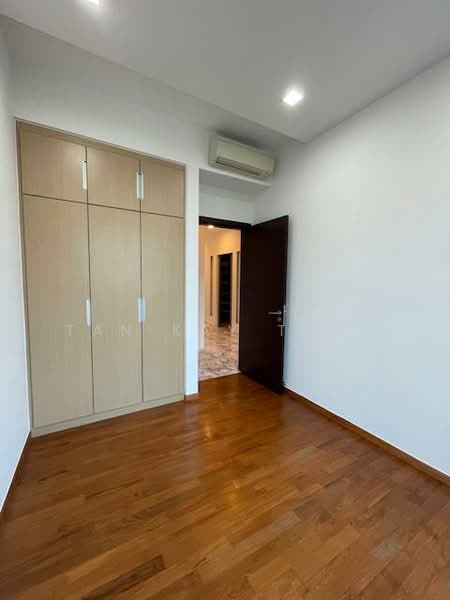 Riviera Residences, 11 Riviera Drive, 3 Bedrooms, 1,593 sqft, Condominium For Rent, by Tan Kay Tuck, 19293101 - bedroom 3 - PropertyGuru.com.sg