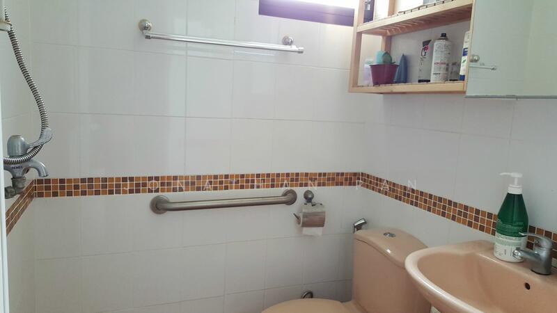 Clean bathroom for private use