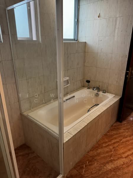 Duchess Crest, 54 Duchess Avenue, 4 Bedrooms, 1,744 sqft, Condominium For Rent, by Yeo Wee Guan Clarence, 19309670 - PropertyGuru.com.sg