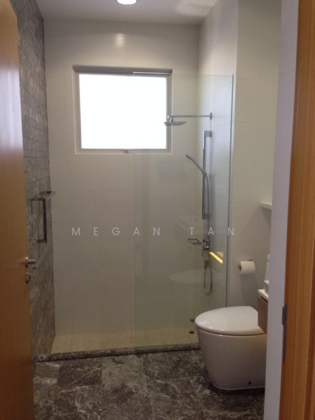 The Greenwich, 9 Seletar Road, 1 Bedroom, 603 sqft, Condominium For Rent, by Megan Tan, 19323992 - Spacious bathroom with window - PropertyGuru.com.sg