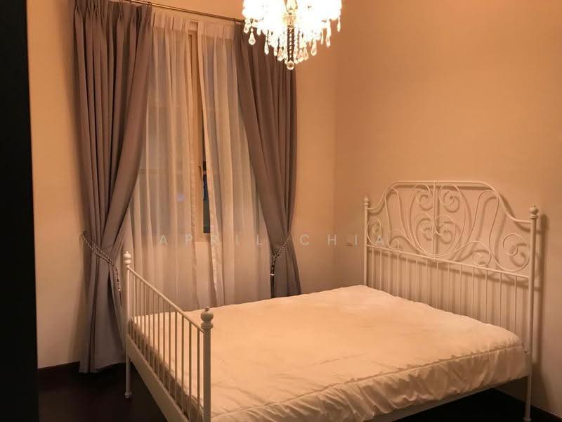 Gallop Gables, 70 Farrer Road, Tanglin / Holland / Bukit Timah, 2 Bedrooms, 1,195 sqft, Condominium For Rent, by April Chia, 19331245 - 2nd Bedroom - PropertyGuru.com.sg