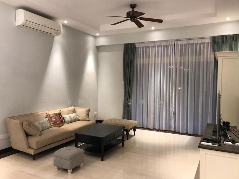 Gallop Gables, 70 Farrer Road, Tanglin / Holland / Bukit Timah, 2 Bedrooms, 1,195 sqft, Condominium For Rent, by April Chia, 19331245 - PropertyGuru.com.sg