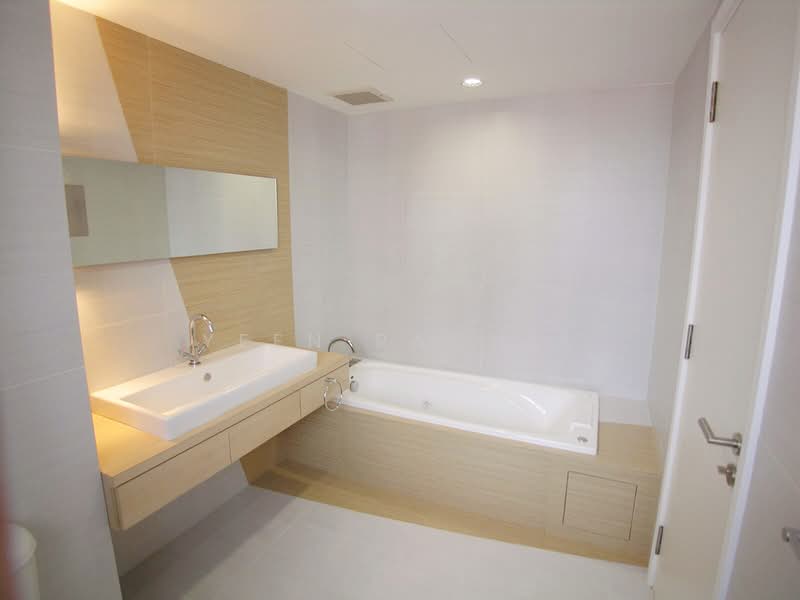 UE Square, 207 River Valley Road, 3 Bedrooms, 2,000 sqft, Condominium For Rent, by Rachel Yeen, 19338723 - PropertyGuru.com.sg