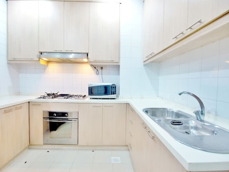 Leonie Condotel, 2 Leonie Hill Road, 2 Bedrooms, 861 sqft, Condominium For Rent, by Christopher Ngo, 19344627 - PropertyGuru.com.sg